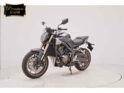 Honda CB650R E-Clutch 2024