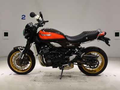 Kawasaki Z900RS 2022