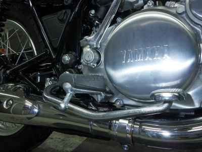 Yamaha SR400 2021