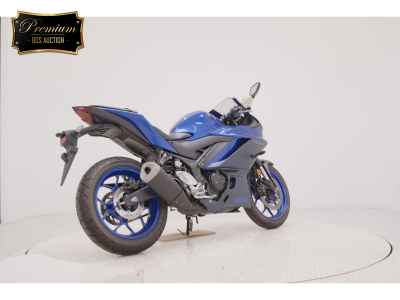 Yamaha YZF-R25 2023
