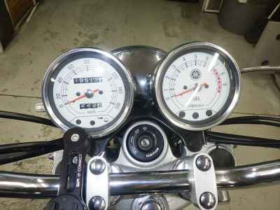 Yamaha SR400 2020
