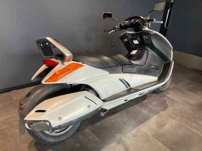 Suzuki Gemma 250