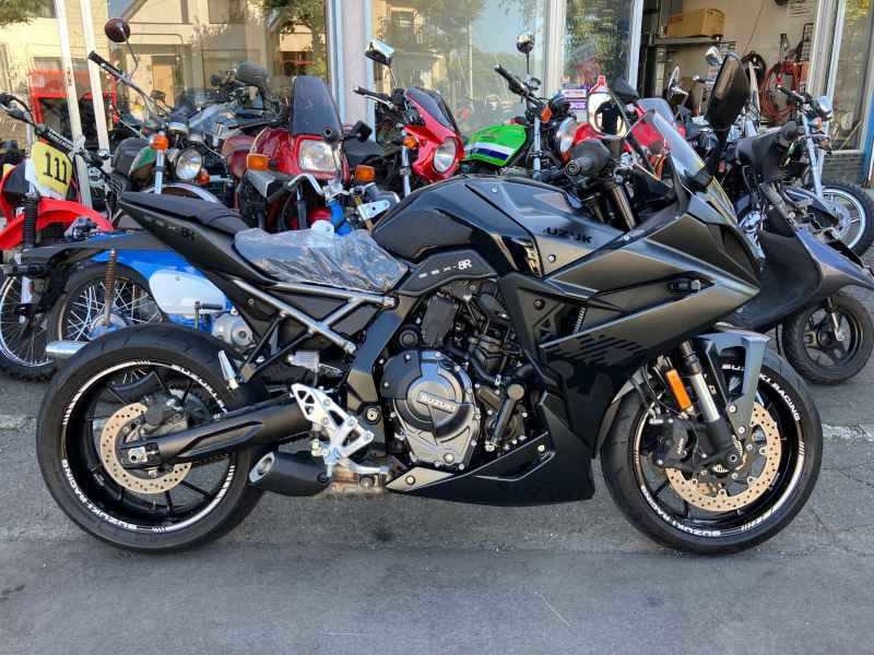 Suzuki GSX-8R 2024