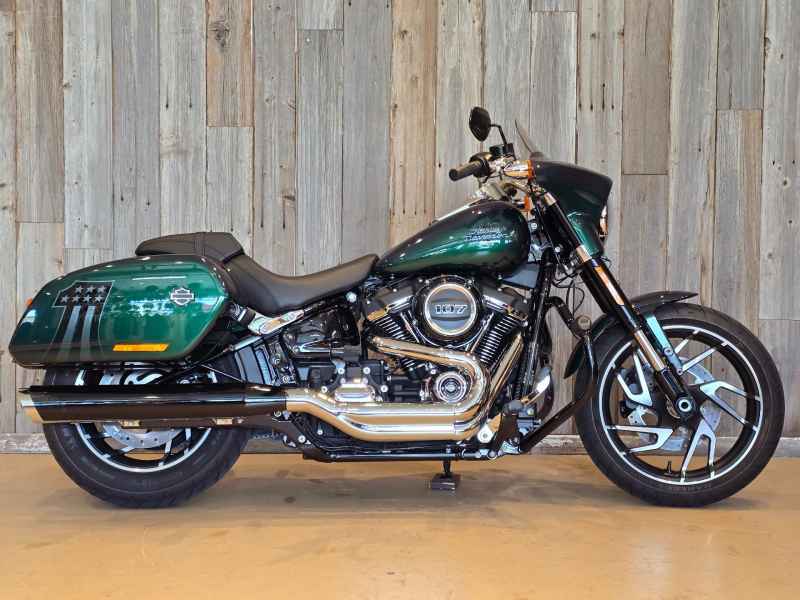 Harley-Davidson FXST 2022