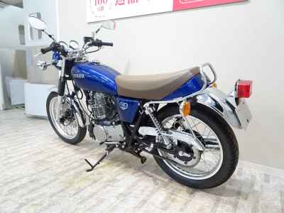 Yamaha SR400 2022