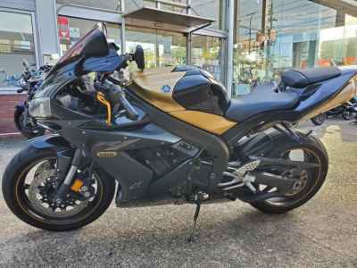 Yamaha YZF-R1 2005