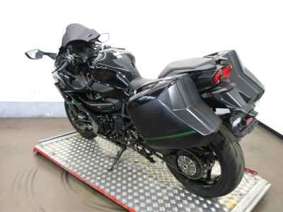Kawasaki Ninja H2 SX 2023