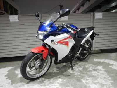 Honda CBR250R 2011