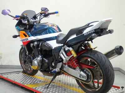 Honda CB1300SF 2015
