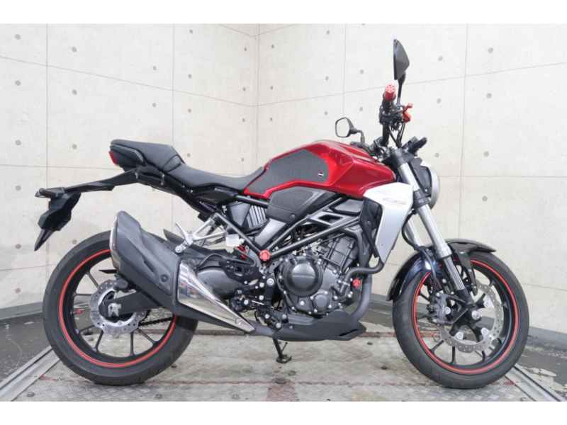 Honda CB250R 2018