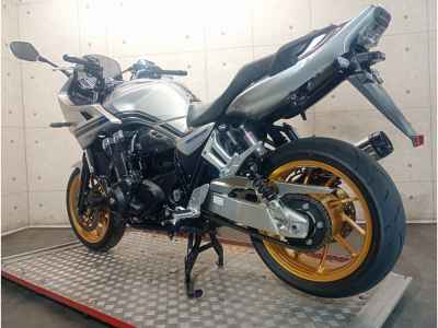 Honda CB1300SF 2021