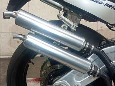 Suzuki RGV250