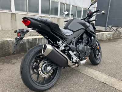 Honda CB750 2025