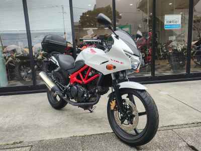 Honda VTR250F