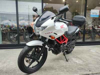 Honda VTR250F