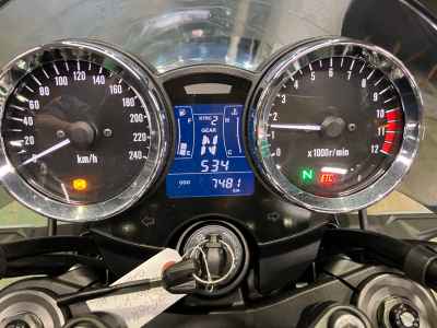 Kawasaki Z900RS 2023