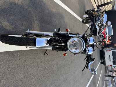 Yamaha SR400 2020