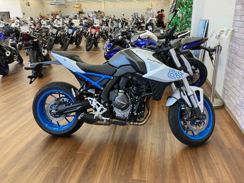 Suzuki GSX-8S 2023