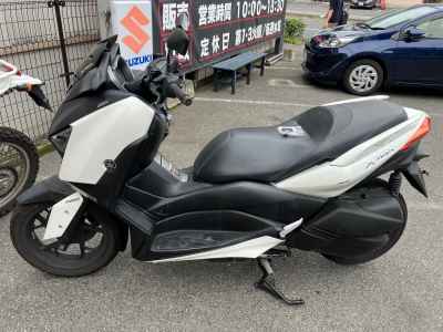 Yamaha XMAX 250