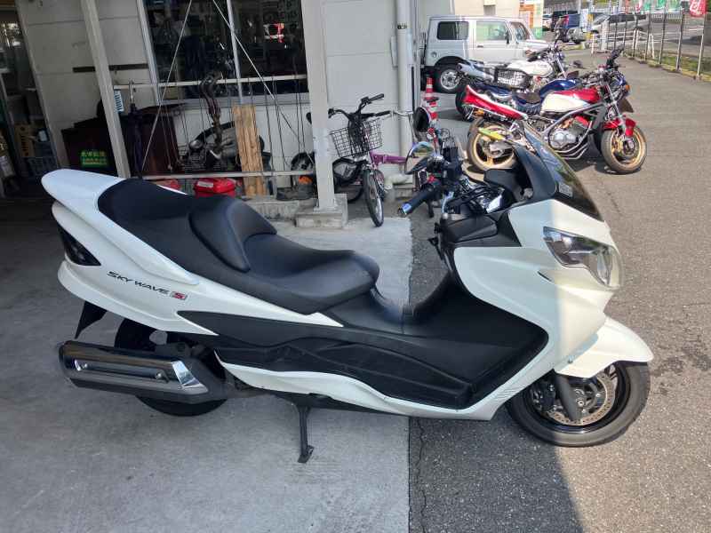 Suzuki Skywave 400