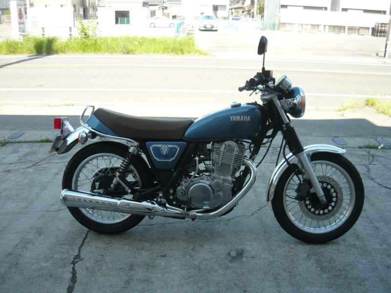 Yamaha SR400 2019
