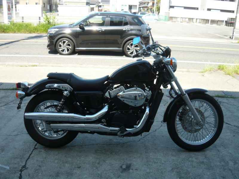 Honda VT400S 2011