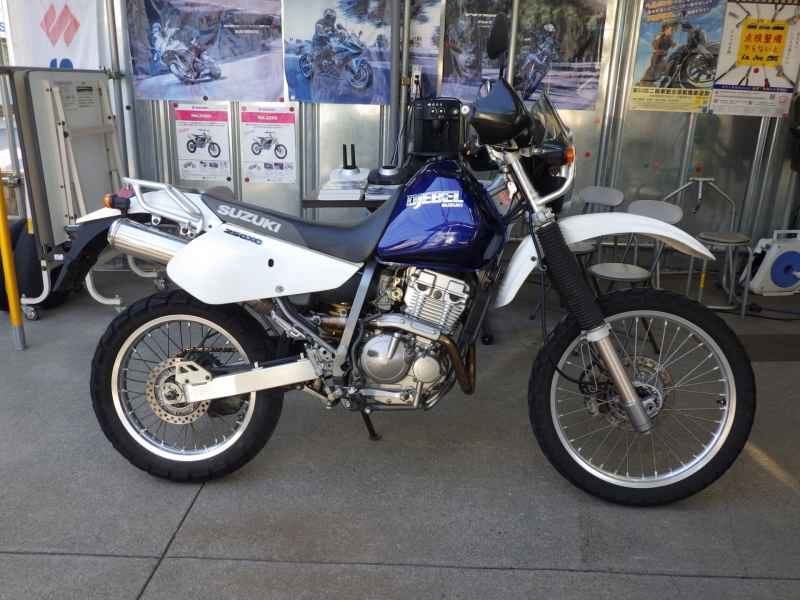 Suzuki Djebel 250XC
