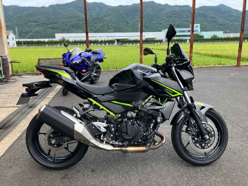 Kawasaki Z400 2022