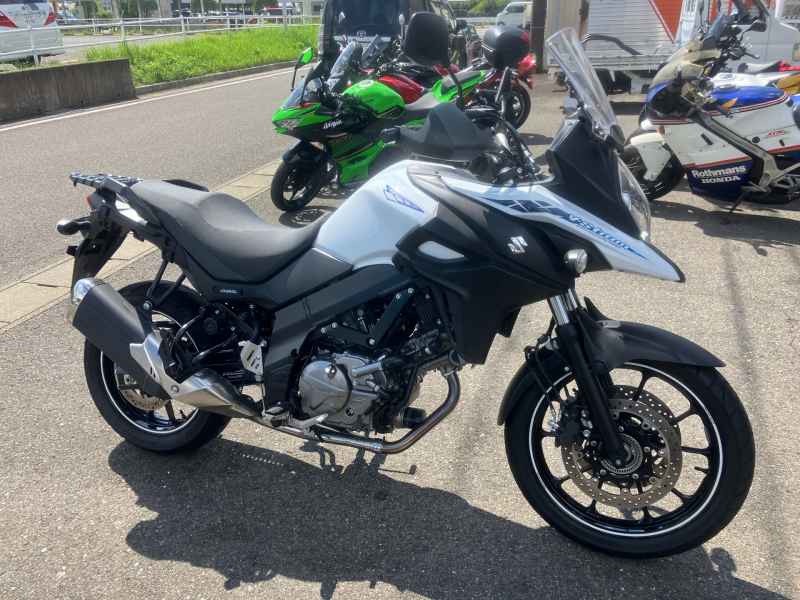 Suzuki V-Strom 650 2022