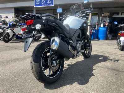 Suzuki V-Strom 650 2022