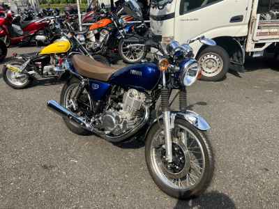 Yamaha SR400 2021