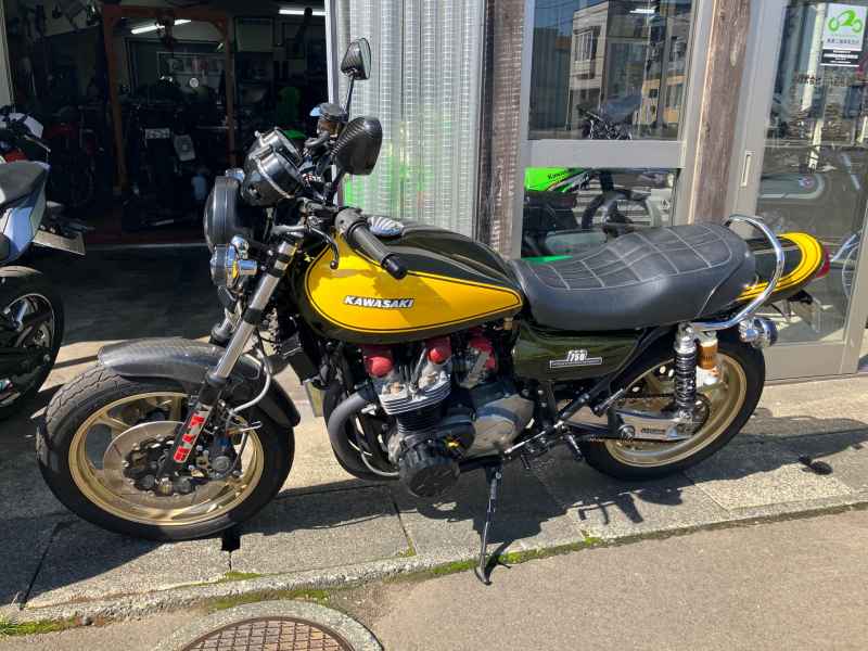 Kawasaki KZ1000 2022