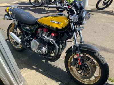 Kawasaki KZ1000 2022