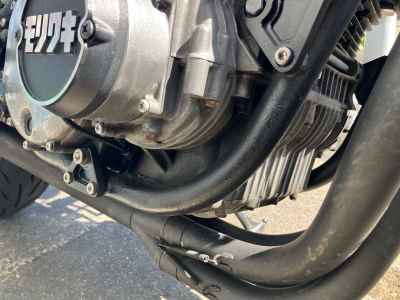Kawasaki KZ1000 2022