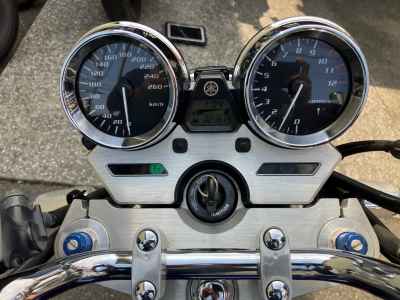Yamaha XJR1300 2012