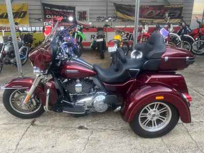Harley-Davidson Electra Glide FLHTCU1690 Trike 2016