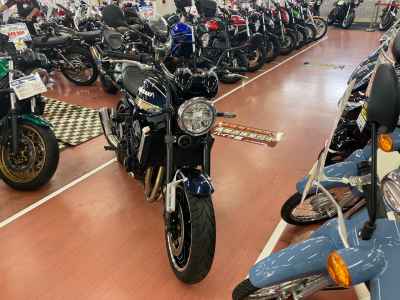 Kawasaki Z900RS 2021