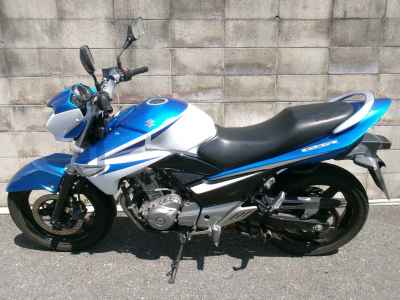 Suzuki GSR250