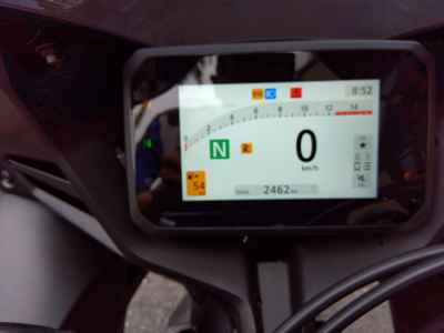 Honda CBR650R E-Clutch 2025