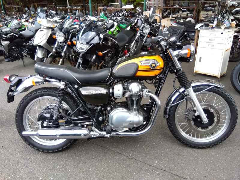Kawasaki W800 2020