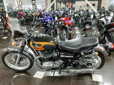 Kawasaki W800 2016