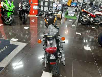Kawasaki W800 2016