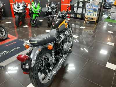 Kawasaki W800 2016