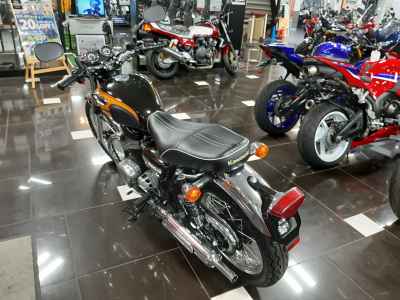 Kawasaki W800 2016