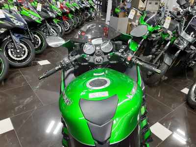Kawasaki Ninja ZX-14R 2016