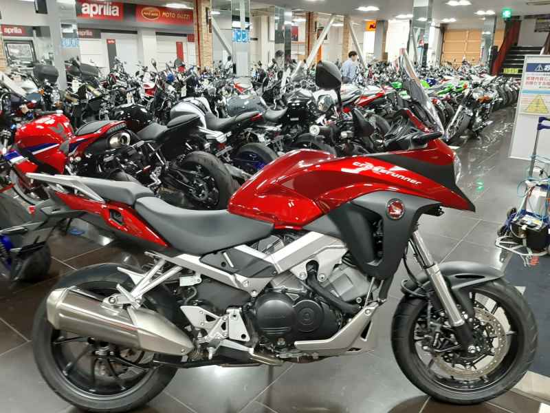 Honda VFR800X Crossrunner 2025