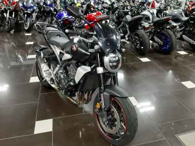Honda CB1000R 2022
