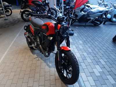 Ducati Scrambler Full Throttle 2024