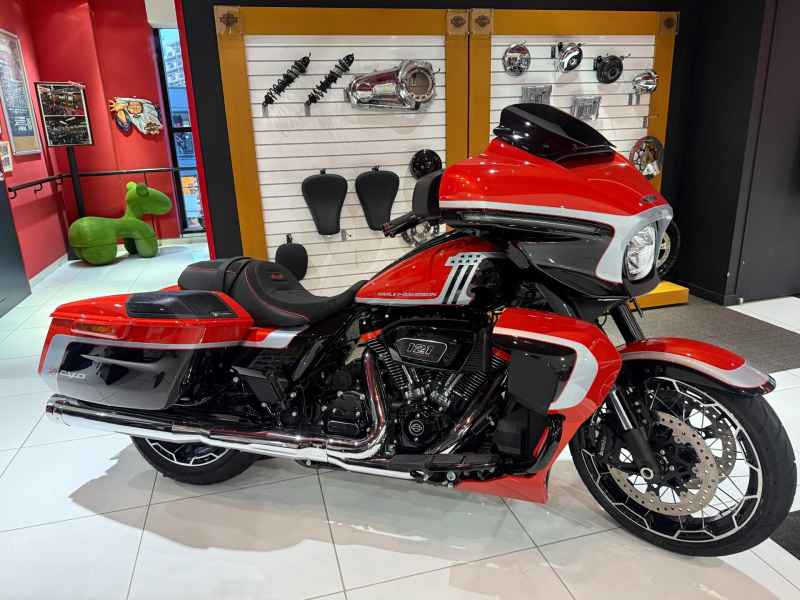 Harley-Davidson Street Glide FLHXSE1800 2025