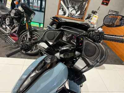 Harley-Davidson Road Glide FLTRX1920 2025